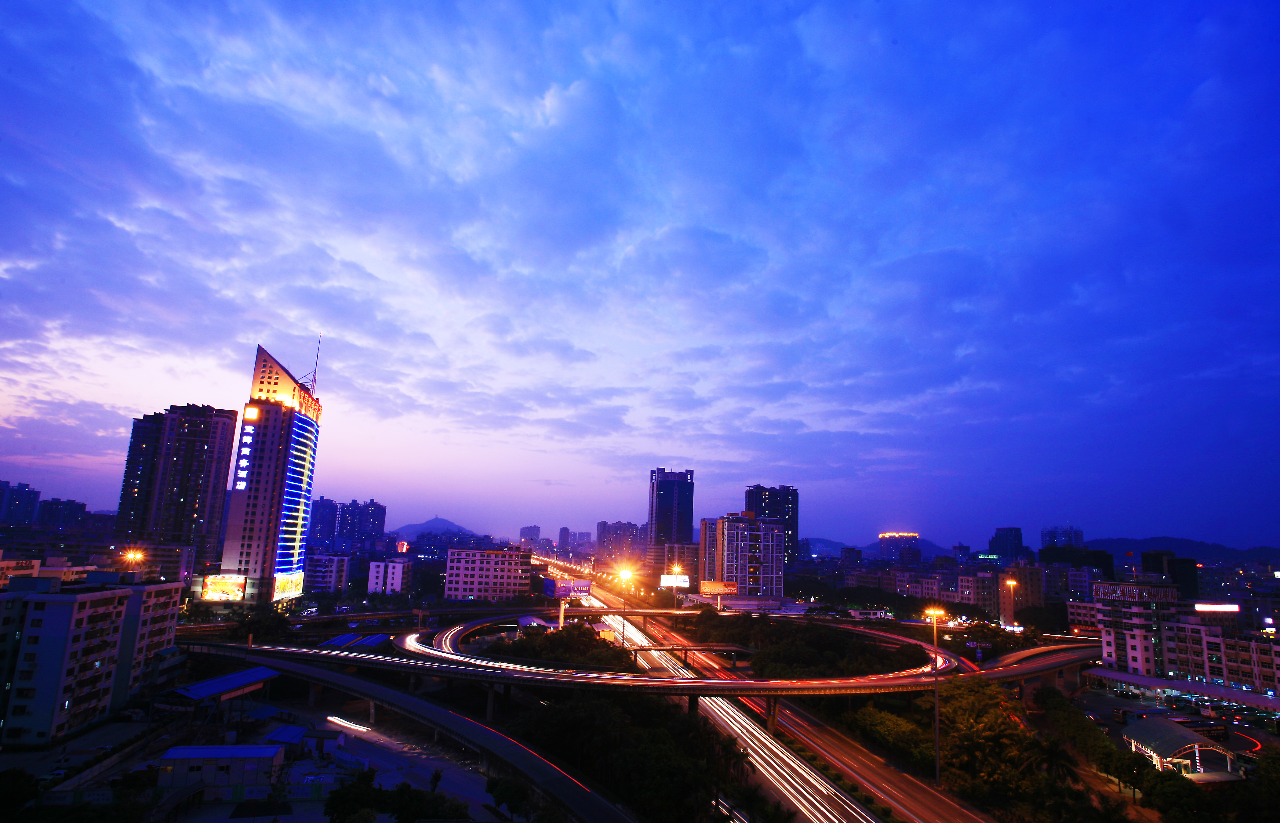 深圳寶安中心區建筑燈光規劃